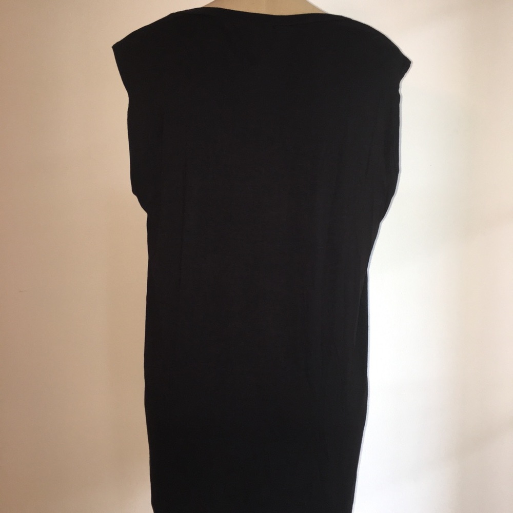 NWT Good Vibes sleeveless high low top - Picture 4 of 7